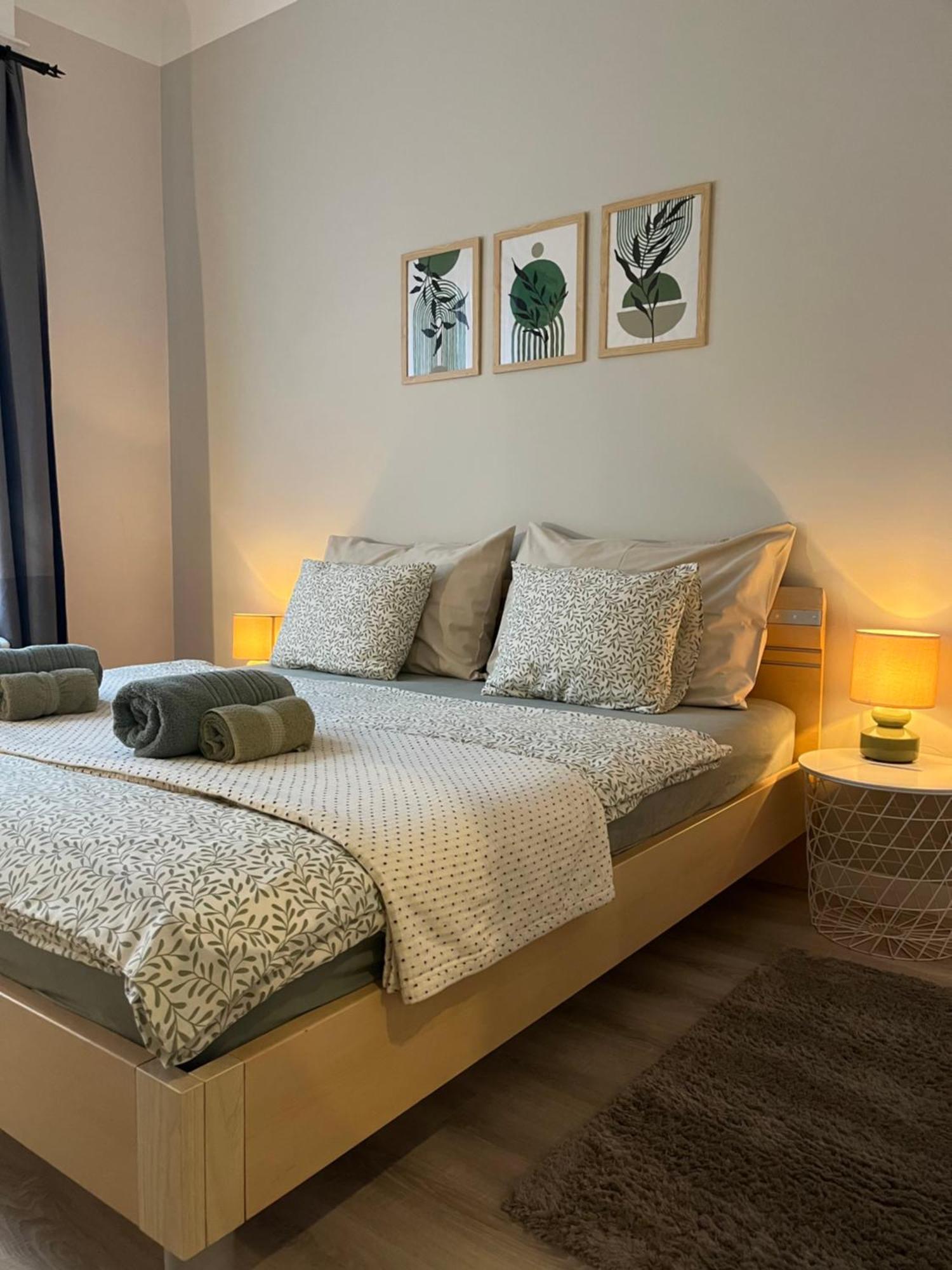 Larix Apartman Budapeste Exterior foto